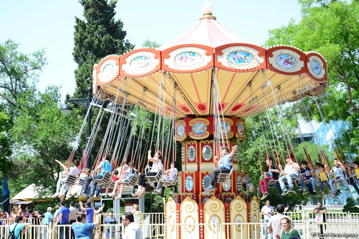 Azərbaycanda uşaqların SAYI