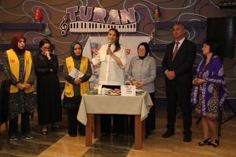 Deputat şəhid ailələri &uuml;&ccedil;&uuml;n iftar s&uuml;frəsi a&ccedil;dı - Fotolar 