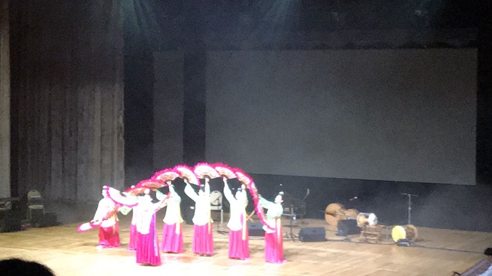 Koreyalılar AXC-nin 100 illiyinə g&ouml;rə Bakıda konsert verdi