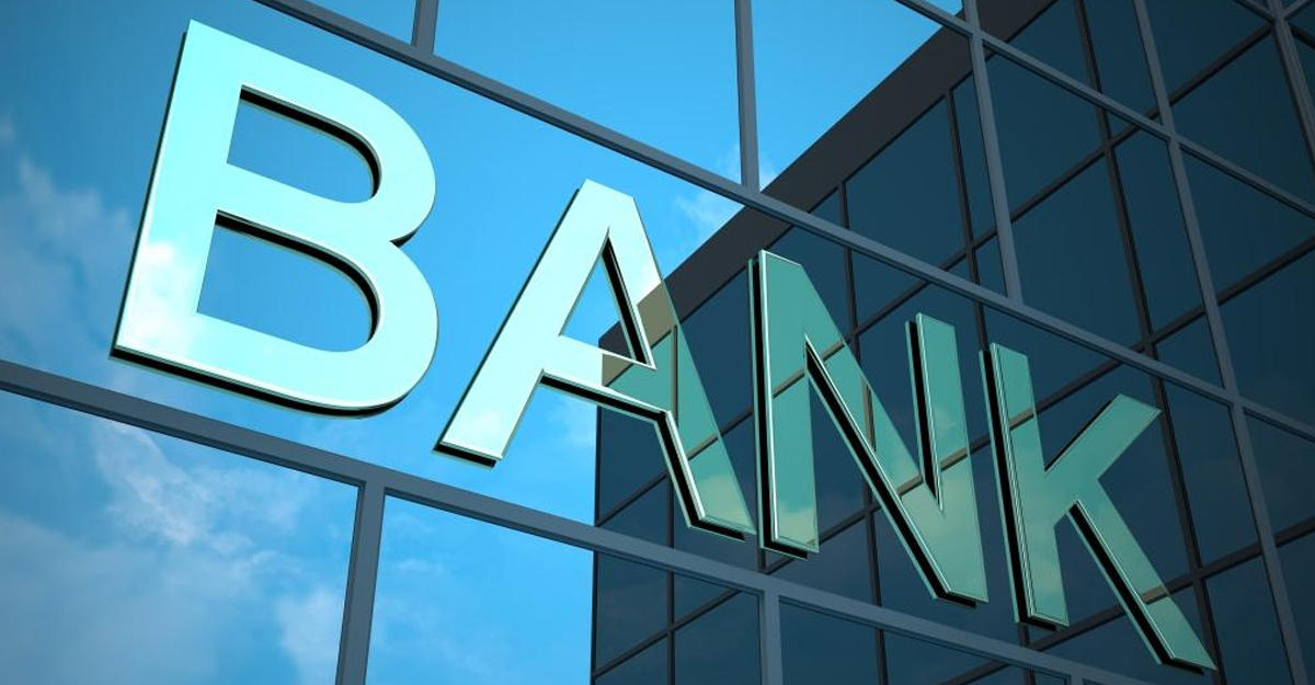 Ləğv olunan bankların əmlakları satışa&nbsp;&Ccedil;IXARILIR