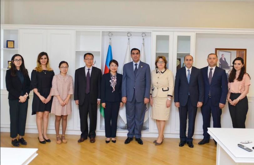 Bakı Ali Neft Məktəbi &Ccedil;in Neft Universitetilə əməkdaşlıq edəcək