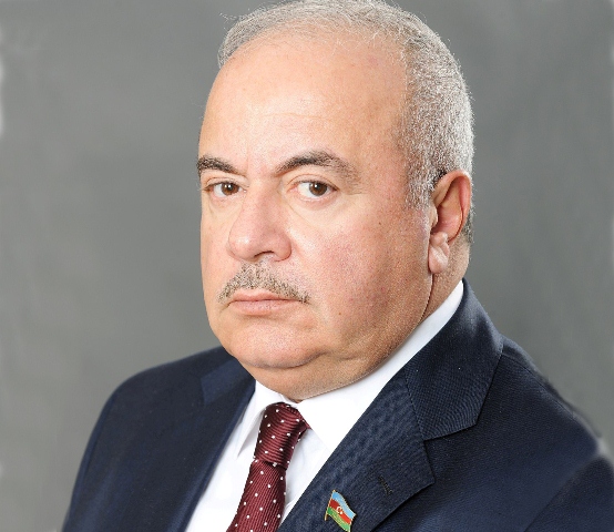 Hacı Madər Binəqədinin köhnə və yeni icra başçısına QİYMƏT VERDİ   