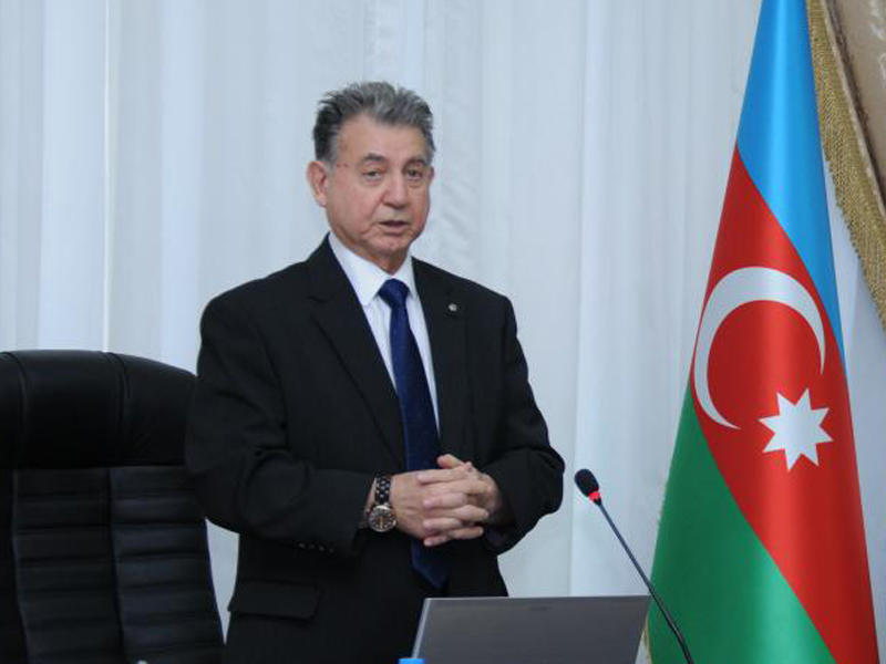 Akif Əlizadə: 