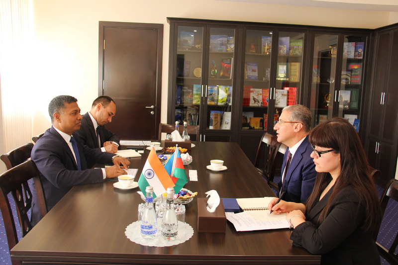 Muxtar Babayev Hindistan səfirini qəbul etdi