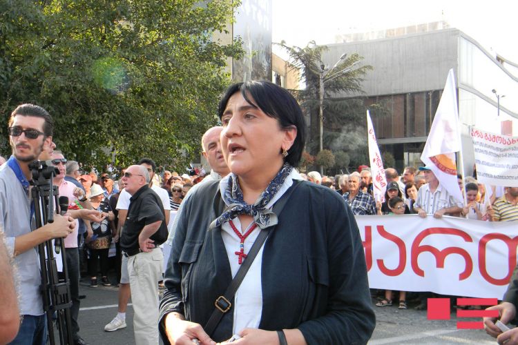 Tbilisidə aksiyalara bir həftə fasilə verildi