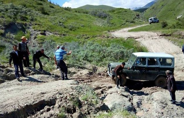 Torpaq sürüşməsi Şamaxıda fəsadlar törətdi 