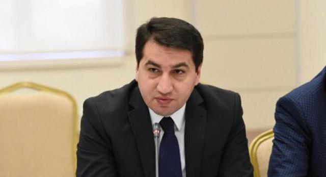 Hikmət Hacıyev Azərbaycana qarşı qərəzli məqaləyə cavab verdi