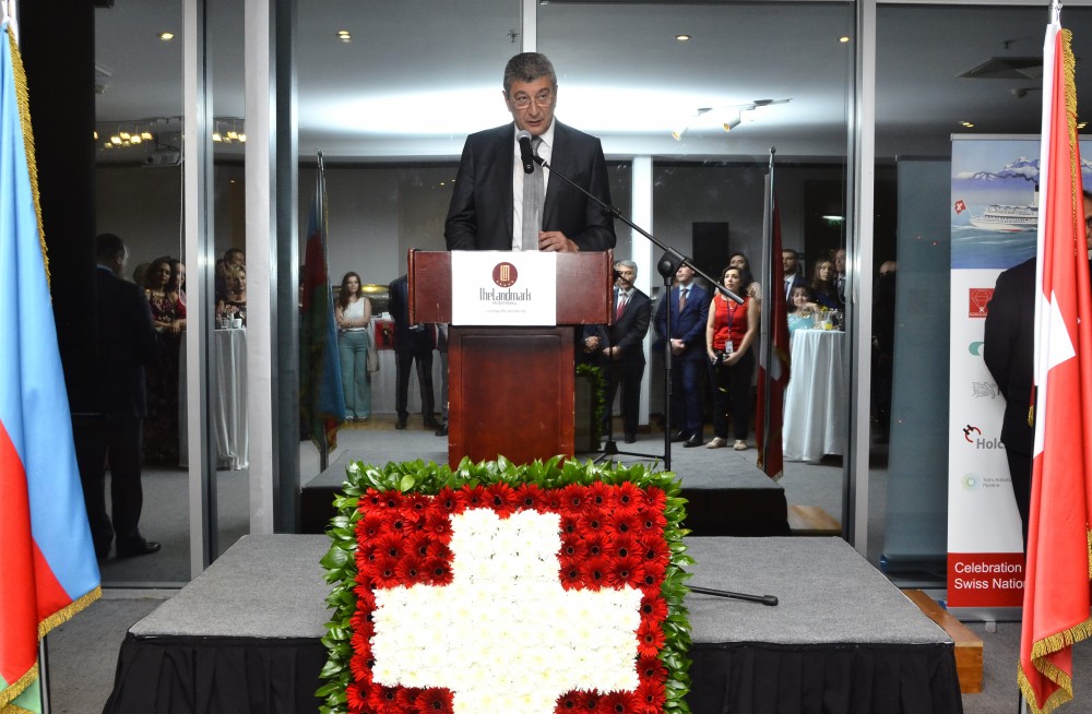 Bakıda İsve&ccedil;rənin milli bayramı qeyd edildi