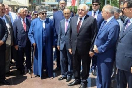 Spiker, Prezidentin köməkçisi, şeyx, Baş Qərargah rəisi Dağıstanda - FOTO