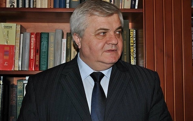 Sabiq səfirin oğlu güllələndi