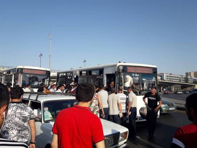 D&ouml;vlət Avtomobil Nəqliyyatı Xidməti sərnişin sıxlığı haqda məlumat yaydı