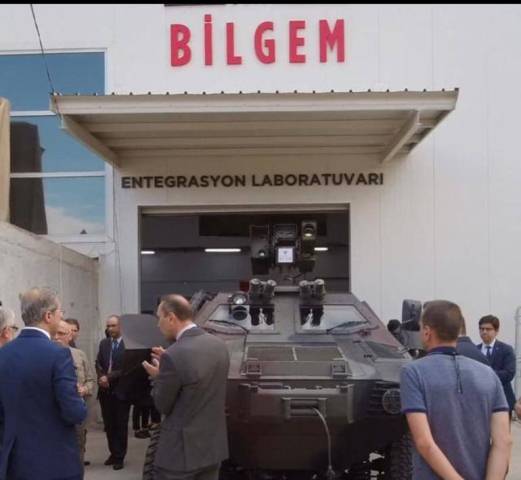 T&uuml;rkiyə yeni lazer silahlarını təqdim etdi - FOTO