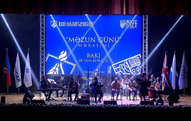 BANM-da m&ouml;htəşəm sintez - VİDEO