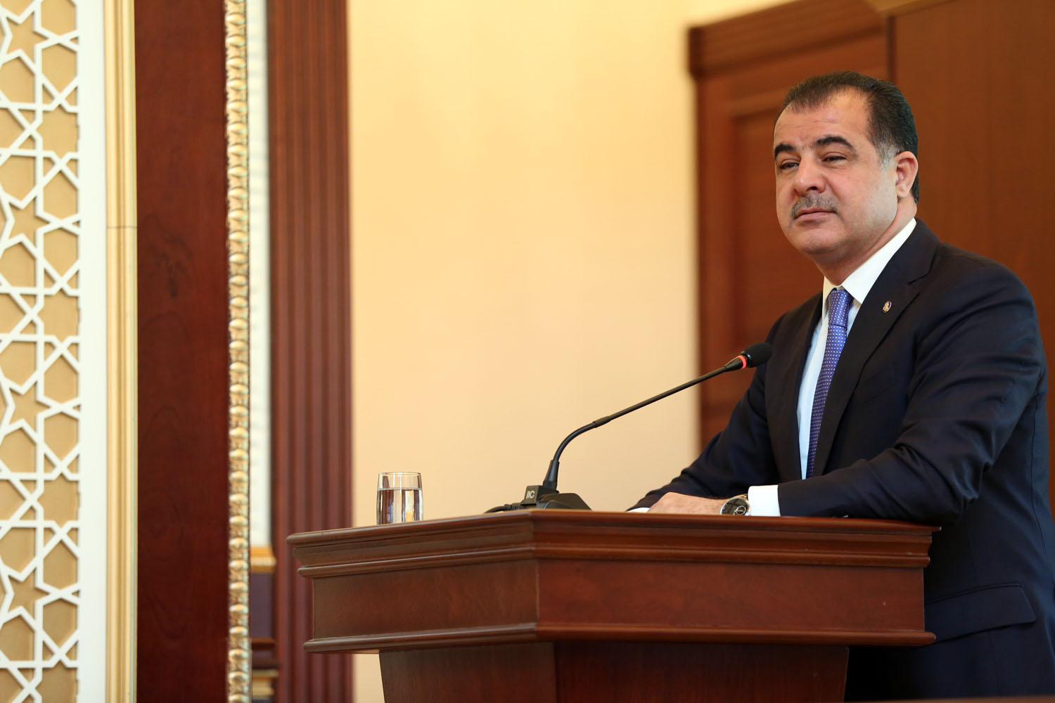 Gəncənin din xadimləri: “Elmar Vəliyev dinə qarşı olmayıb”