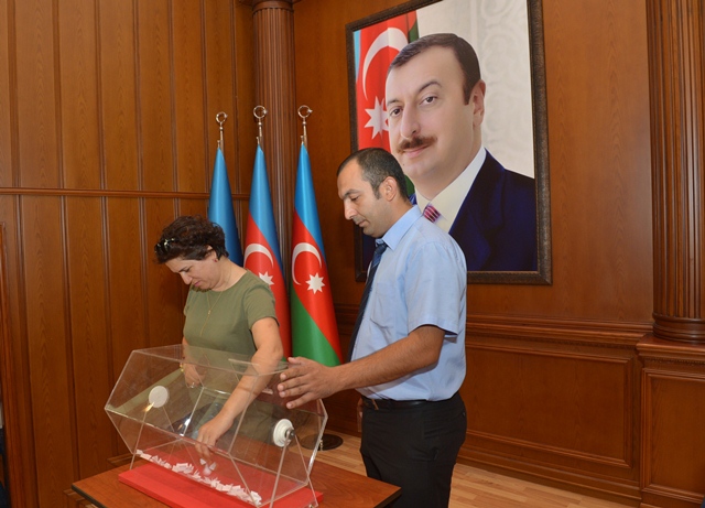 Daha 132&nbsp; məcburi k&ouml;&ccedil;k&uuml;n ailəsinə yeni mənzillər verildi