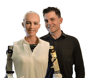 Dünyaca məşhur robot Sophia Bakıya gəlir