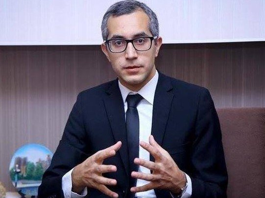 Təhsil eksperti imtahan sualında səhv tapdı - DİM təkzib etdi 