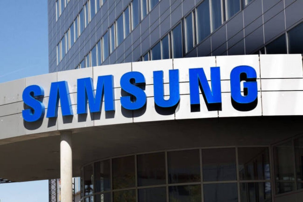 &ldquo;Samsung&rdquo; &ldquo;Galaxy J&rdquo; smartfonlarının istehsalını dayandırır  &nbsp;