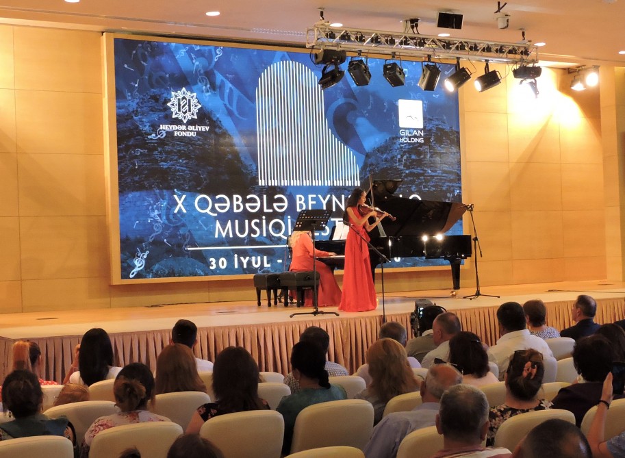 Qəbələdə Beynəlxalq Musiqi Festivalı başlayıb