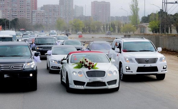 Yol polisi toy karvanlarına XƏBƏRDARLIQ ETDİ