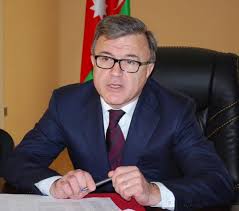 Sabiq nazir ittihamlara cavab verdi 