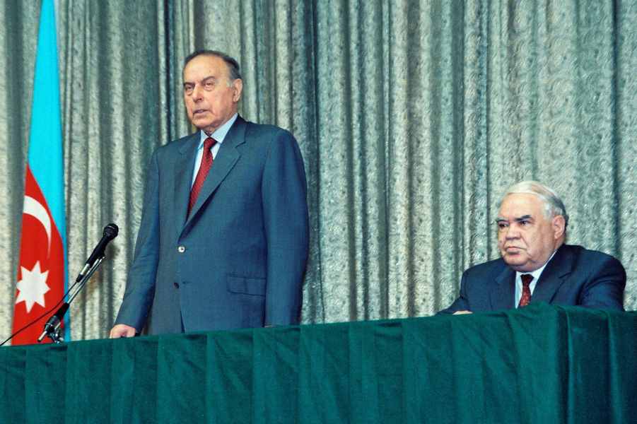 “...Amalında və əməlində Heydər Əliyev yolu..” - Deputat Murtuz Ələsgərovdan YAZDI    