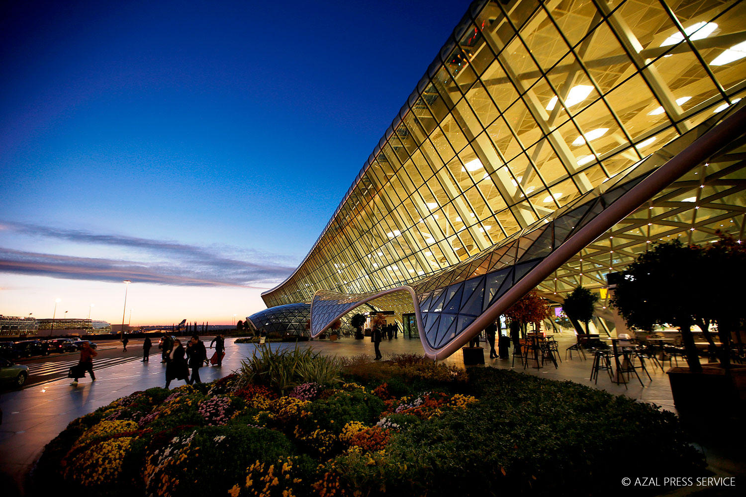 Bakı aeroportu bu il 2,5 milyon sərnişinə xidmət g&ouml;stərib