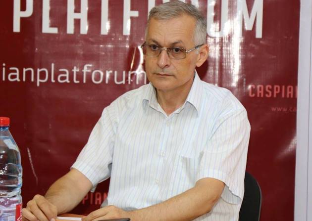 Jurnalist Rəsul Mirhəşimliyə ağır itki üz verib