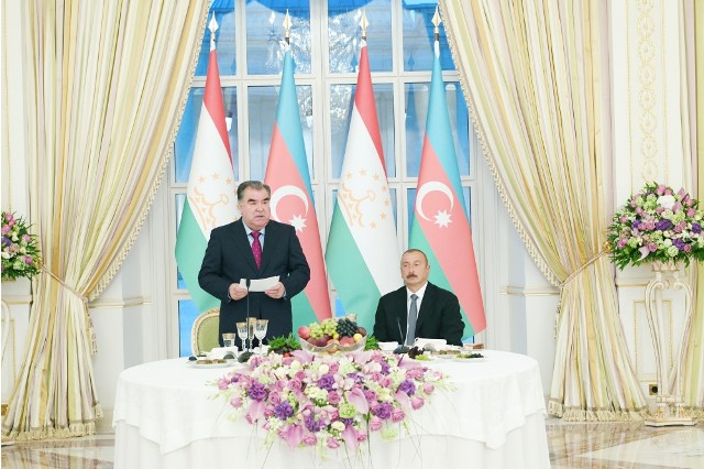 “Xalqlarımızı ümumi tarix, mədəniyyət, din, adət-ənənələr birləşdirir” – Tacikistan prezidenti