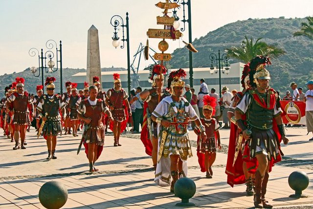 İspaniyada festival zamanı y&uuml;zlərlə insan xəsarət aldı