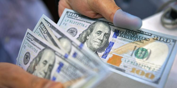Banklar dolları yavaş-yavaş qaldırırlar – MƏZƏNƏLƏR, BANKLAR