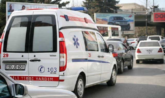 Qobuda bərbad yol təcili yardımın &uuml;nvana &ccedil;atmasına imkan vermədi