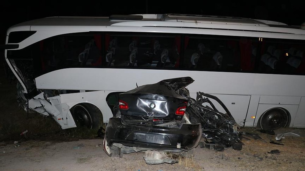Türkiyədə AKP heyəti qəzaya düşdü: 5 ölü