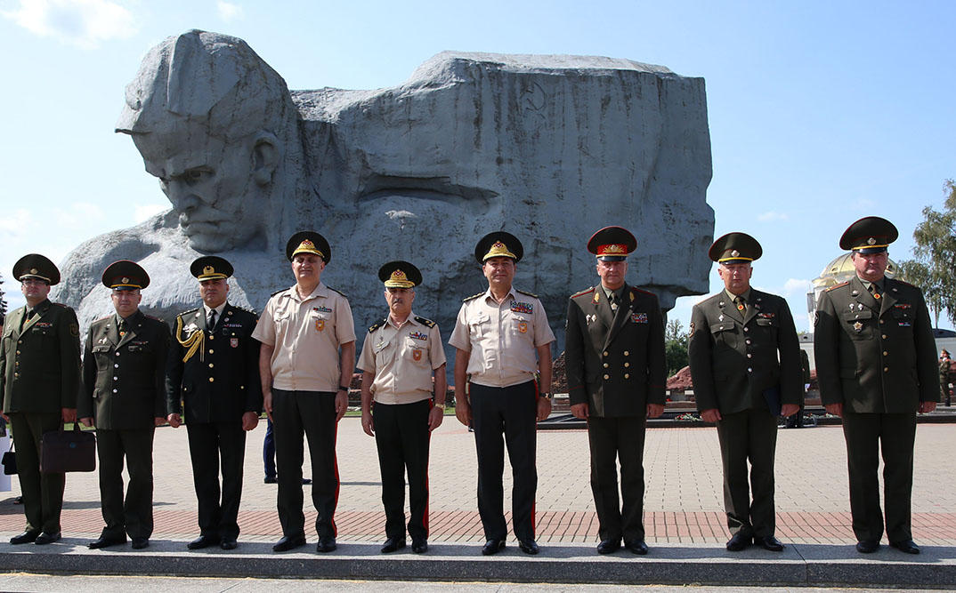Azərbaycanla Belarus hərbi əməkdaşlığı müzakirə edilib
