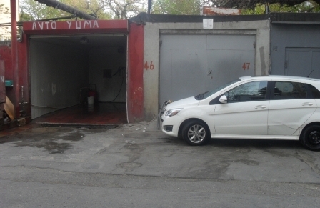 Maşın yuyan yeniyetməni elektrik vurub öldürdü