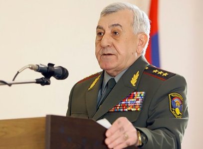 Rusiya sabiq müdafiə nazirini Yerevana verməyəcək    