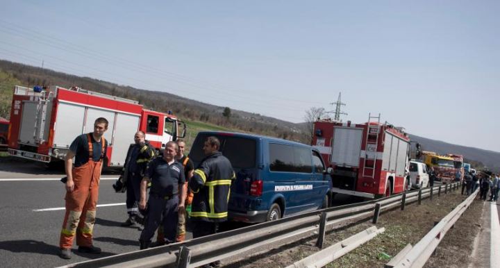 Avtobus qəzasına görə 3 nazir vəzifədən getdi