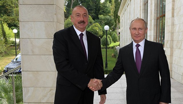 İlham Əliyev Putini Azərbaycana dəvət etdi   