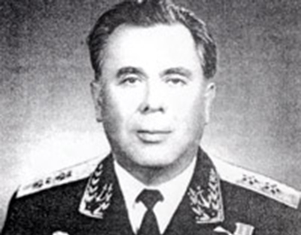 Sovet İttifaqında ilk vitse-admiral r&uuml;tbəsi alan azərbaycanlı kim olub?  &nbsp;