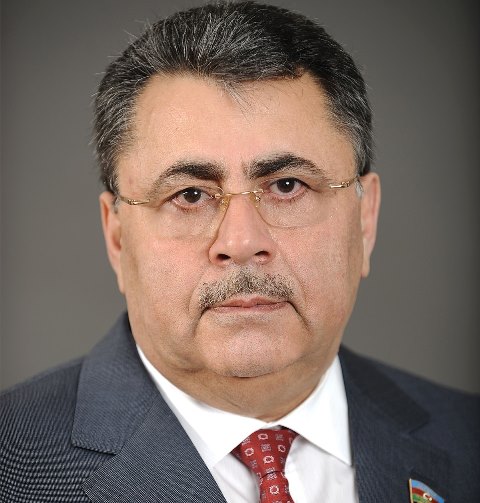 Deputat Cavanşir Paşazadə Ramil Usubova təşəkk&uuml;r etdi  &nbsp;