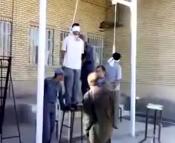 İranda daha üç nəfər edam edildi