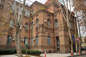 Təhsil Nazirliyinin y&uuml;ksək vəzifəli əməkdaşları istefaya g&ouml;ndərildi 