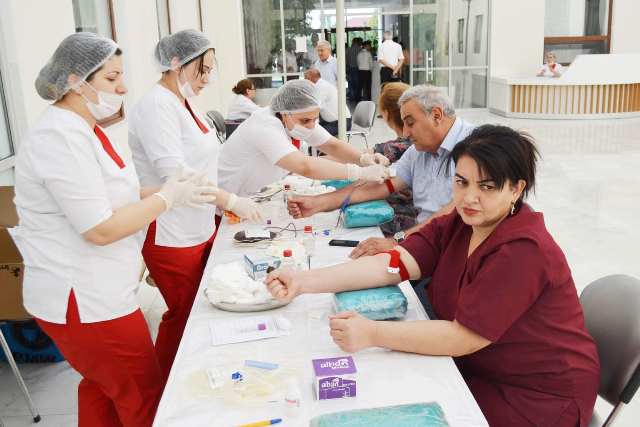 Yevlaxda qanvermə aksiyası ke&ccedil;irildi  &nbsp;