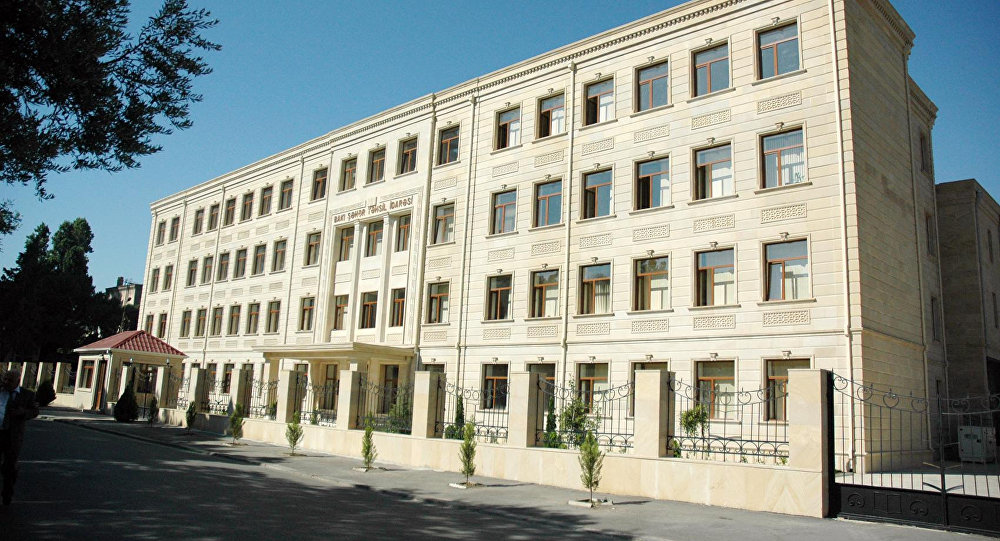 20 direktor m&uuml;avini, 9 m&uuml;əllim, 1 kitabxana m&uuml;diri işdən &ccedil;ıxarılıb