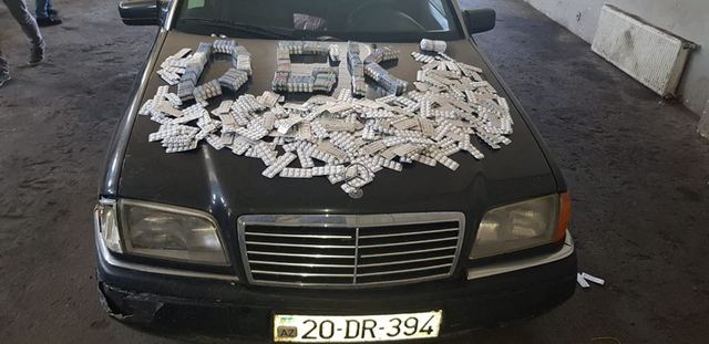 Avtomobildə gizlədilmiş dərman vasitələri aşkarlandı