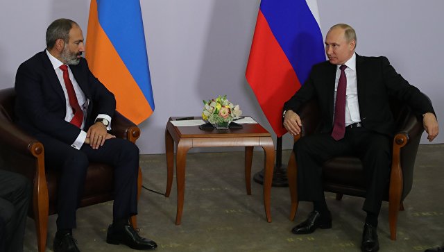 Paşinyan Azərbaycanı Putinə şikayət etdi