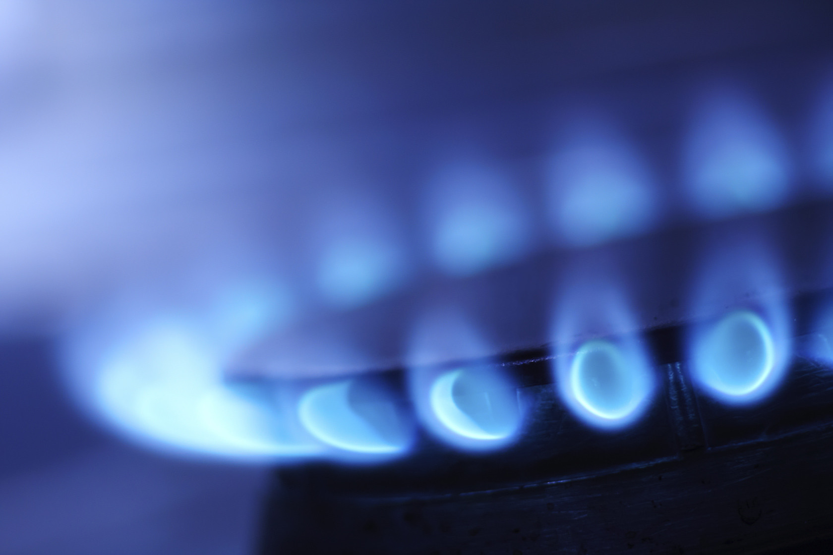 Elektrik və qazpaylayıcı şəbəkələrə qanunsuz qoşulma halları azalıb
