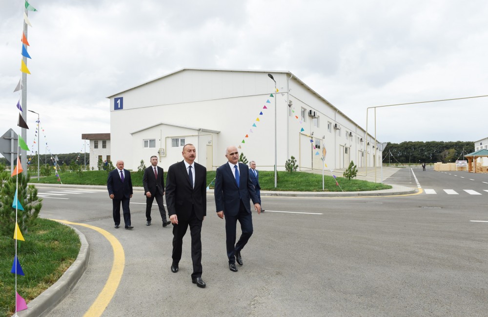 İlham Əliyev Masallı Sənaye Məhəlləsinin açılışında - FOTOLAR