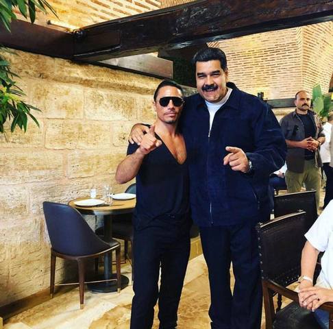 Venesuela lideri türk restoranına getdiyi üçün tənqid olundu 