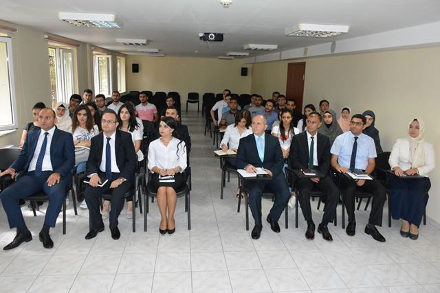 İlahiyyat İnstitutunda tələbələrlə görüş keçirilib
